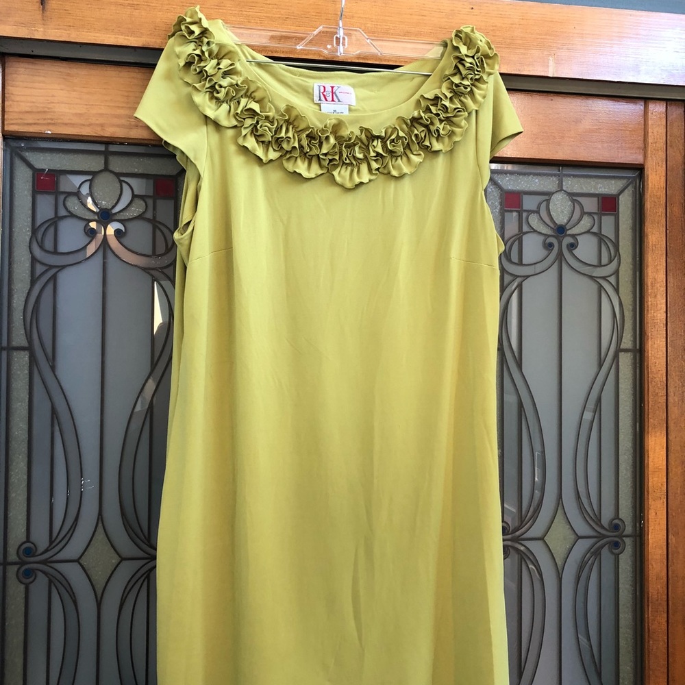 Pea green shirt drees